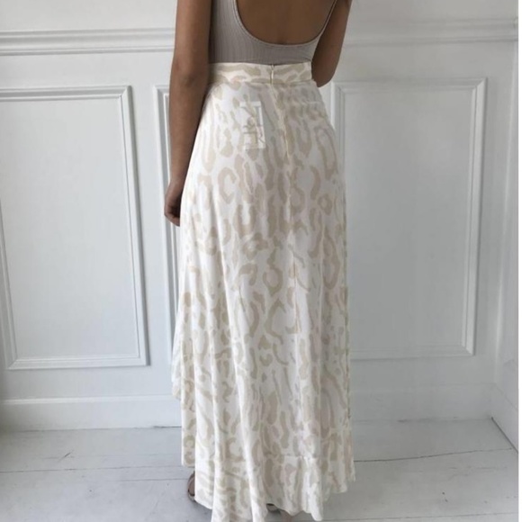 OnTwelve Tulip Maxi Skirt - Picture 3 of 6